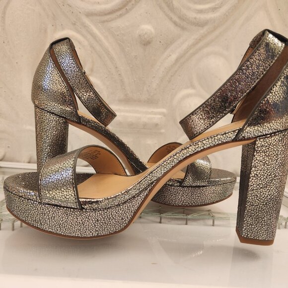 Ralph Lauren Silver/Gun Metal Platform Heeled Sandals. NWOB. Size 8.5 - Picture 3 of 10